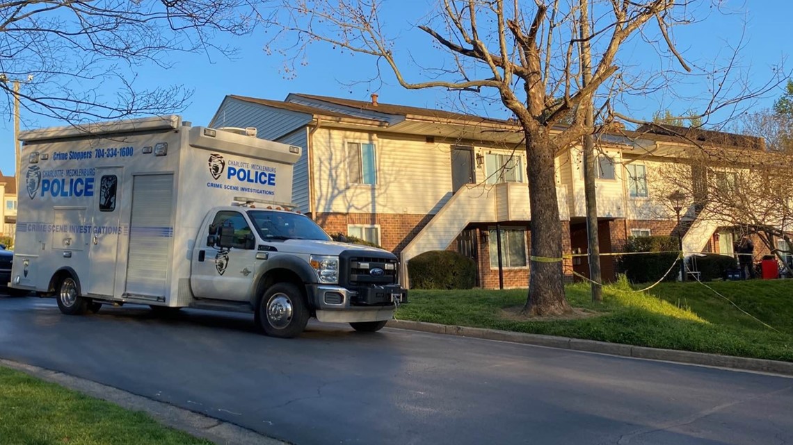 Homicide investigation in southwest Charlotte underway | wcnc.com
