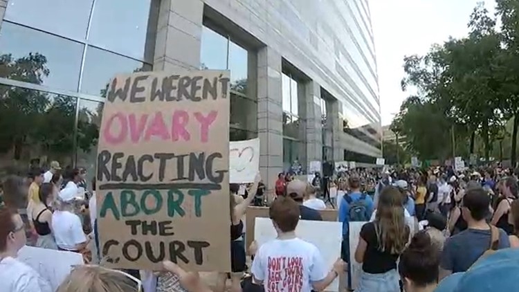 Roe v. Wade overturned: What it means for North Carolina and South Carolina