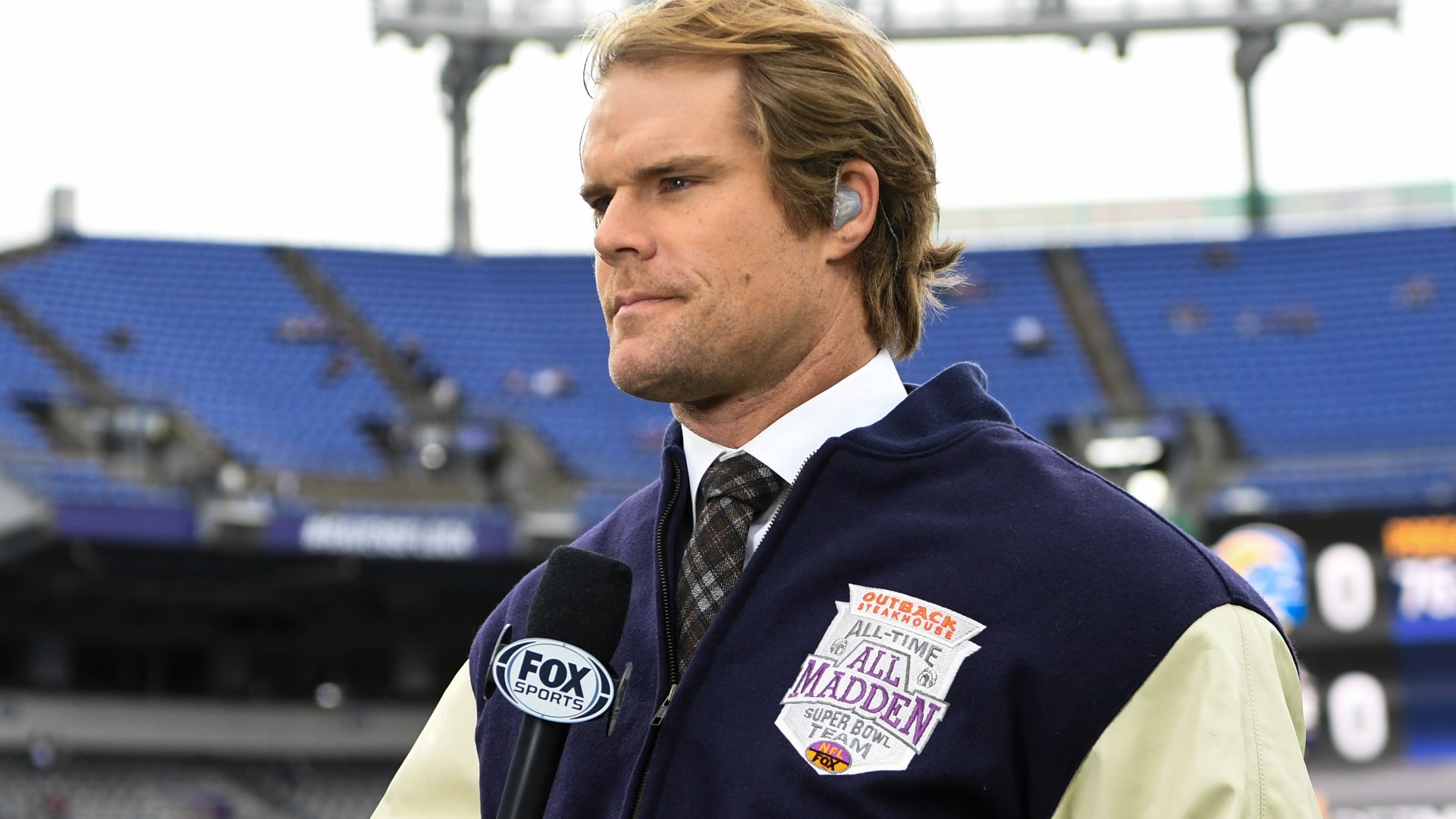 Greg Olsen scores Sports Emmy as NFL's top analyst | wcnc.com