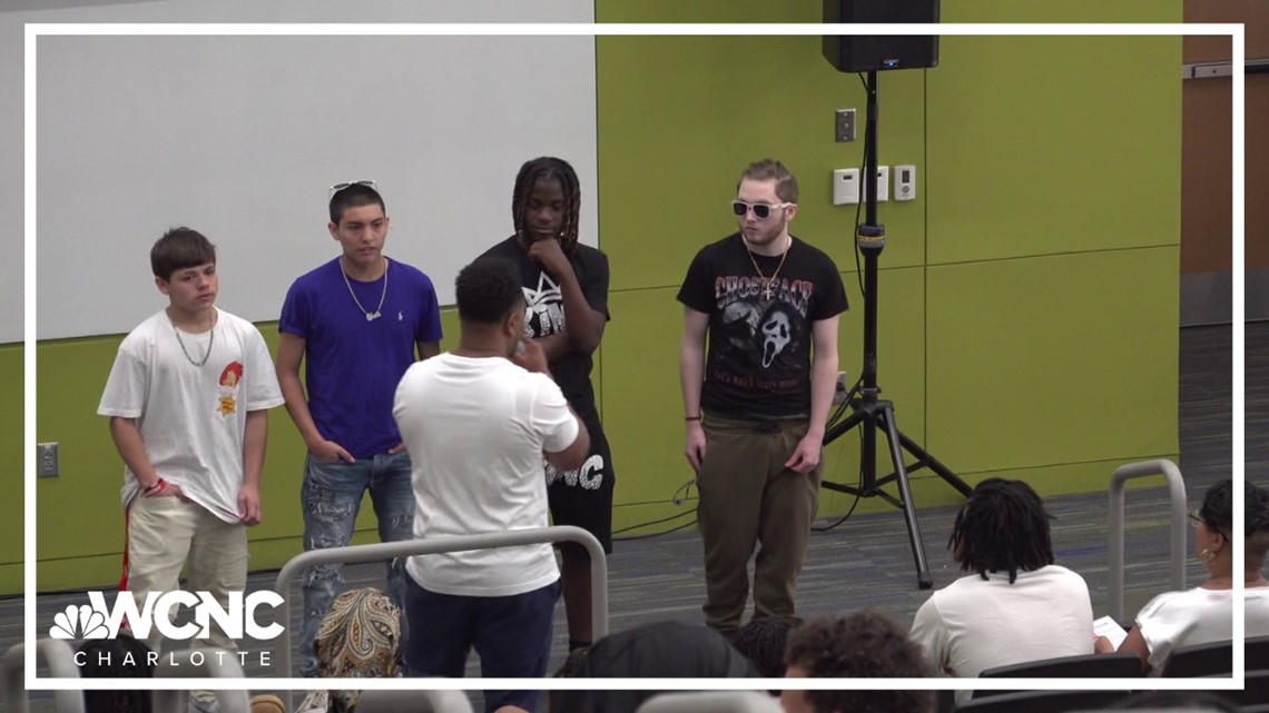 Charlotte leaders host teen anti-violence conference | wcnc.com