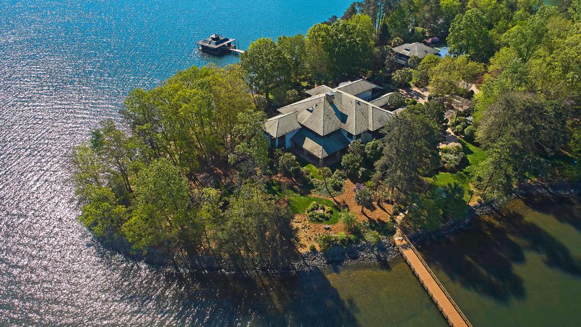 PHOTOS Tour this 22M North Carolina 'island' for sale