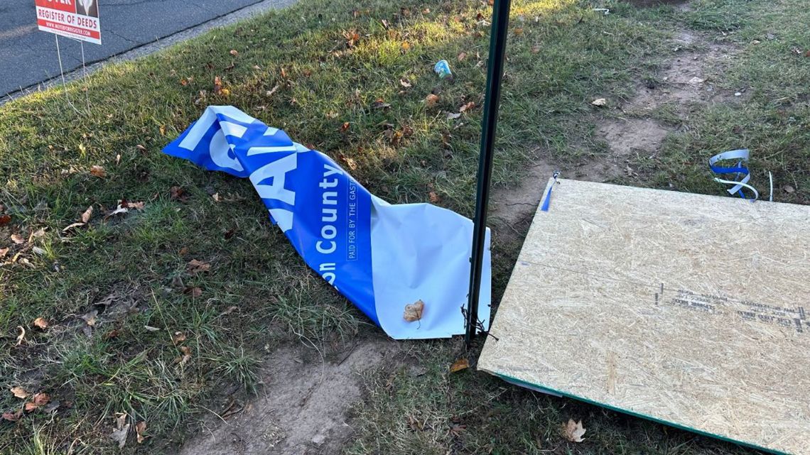 Rising Vandalism Targets US Campaign Signs