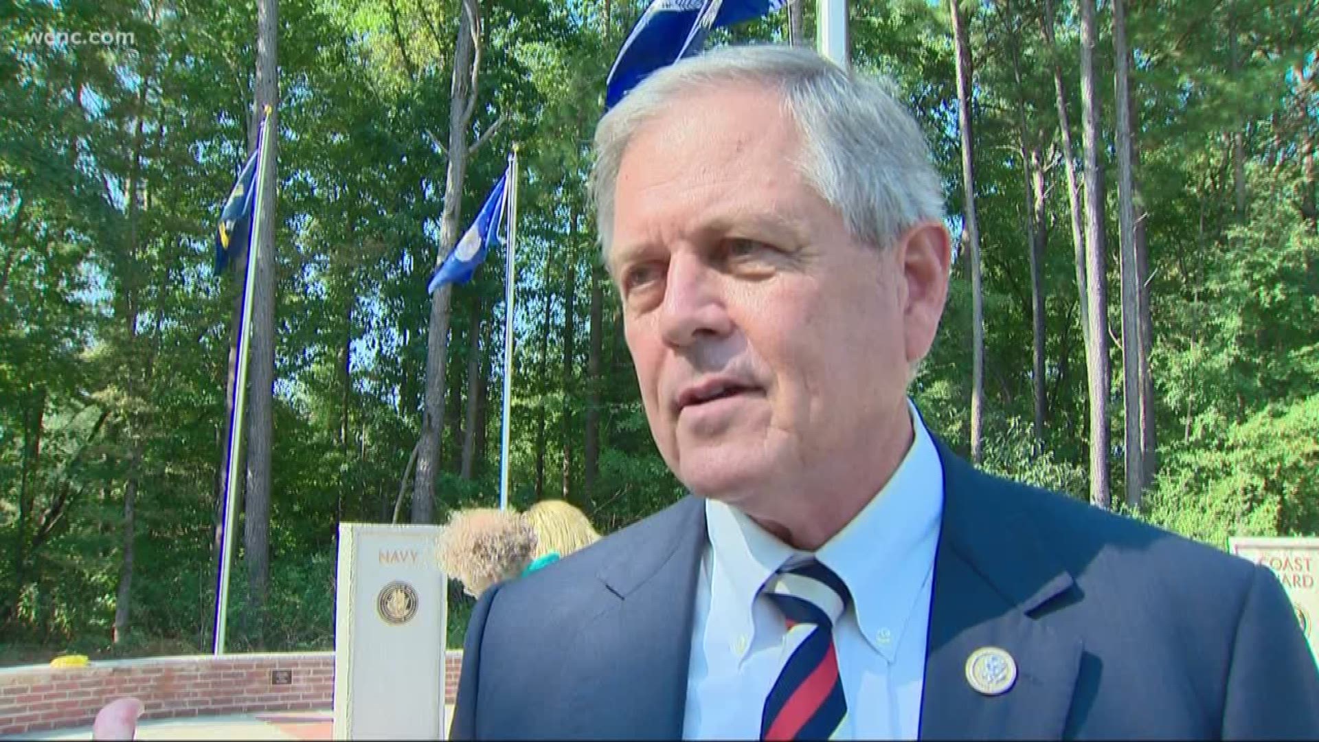 SC congressman pulls out loaded gun at event