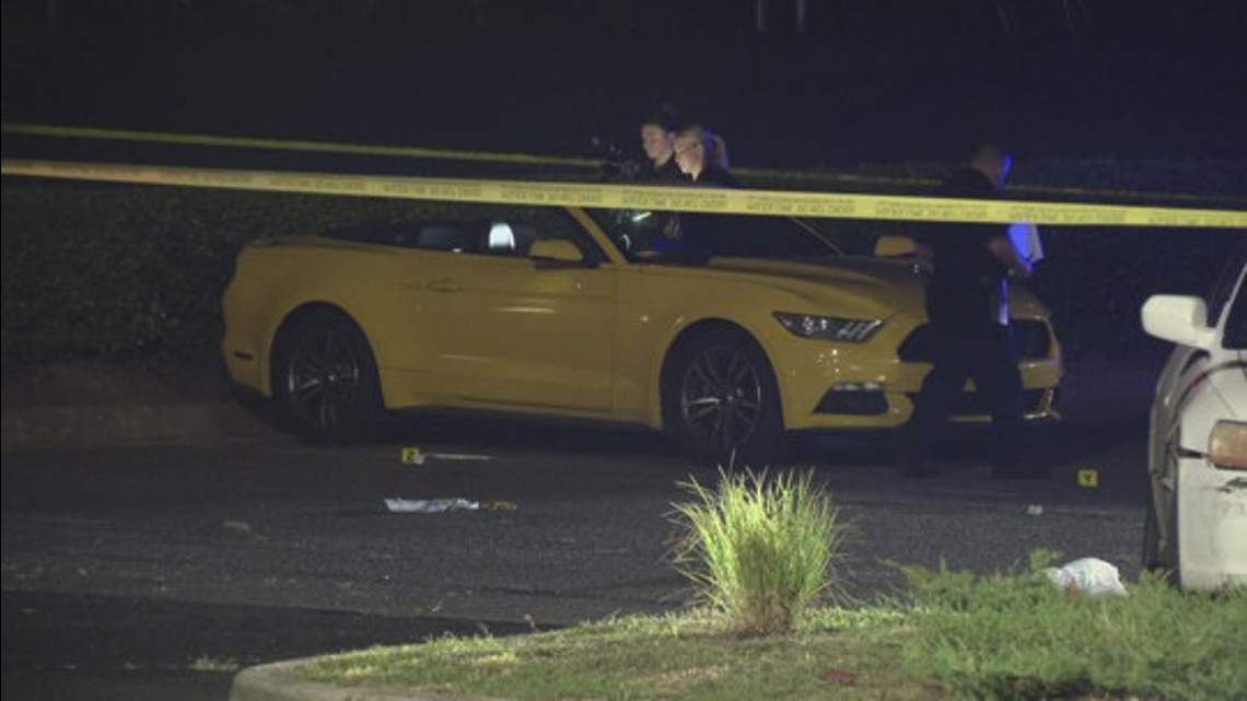 Shooting in southeast Charlotte leaves person seriously hurt | wcnc.com