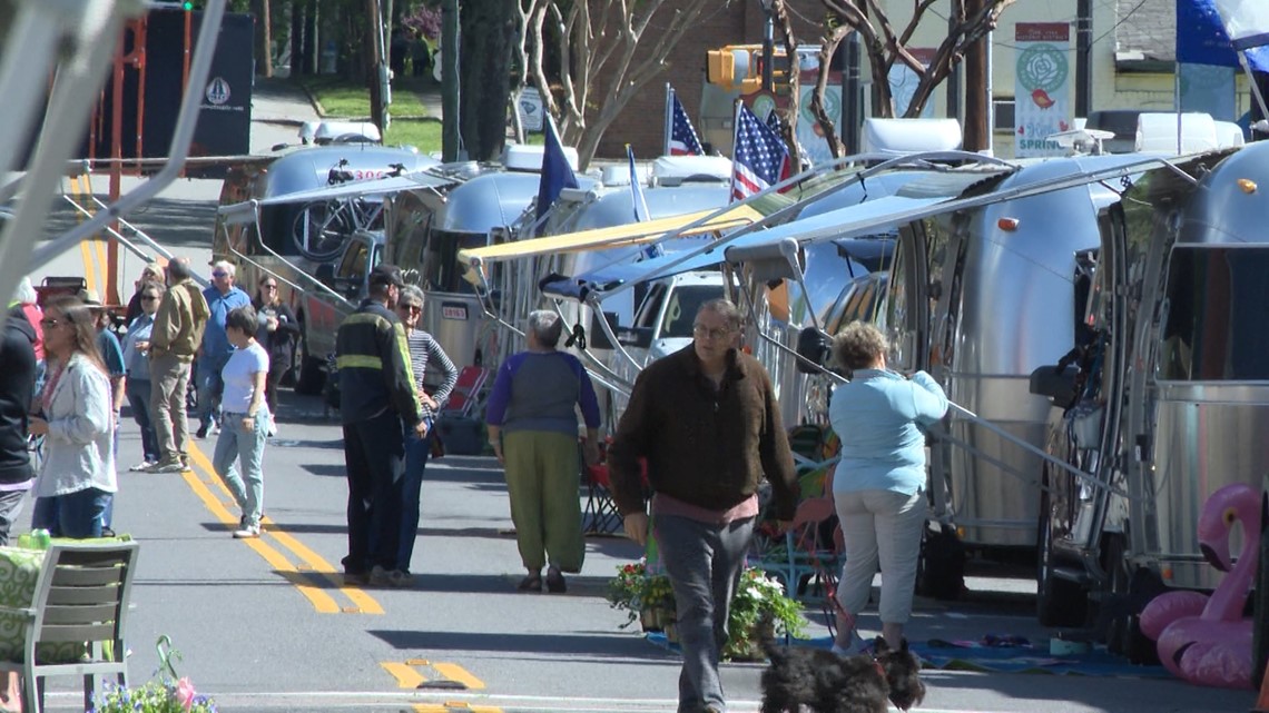 Airstream trailers line York, SC for annual event - Vimarsana News