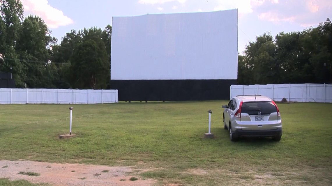 Drivein movie theater reopens in Belmont, North Carolina