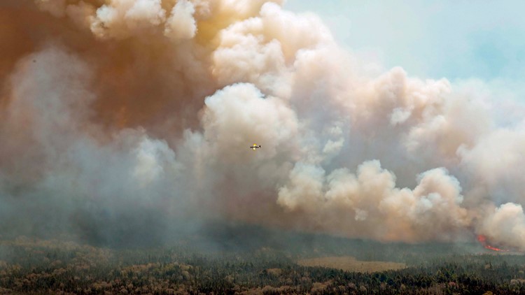 Southerly winds carrying smoke into the Carolinas prompting Air Quality Alert
