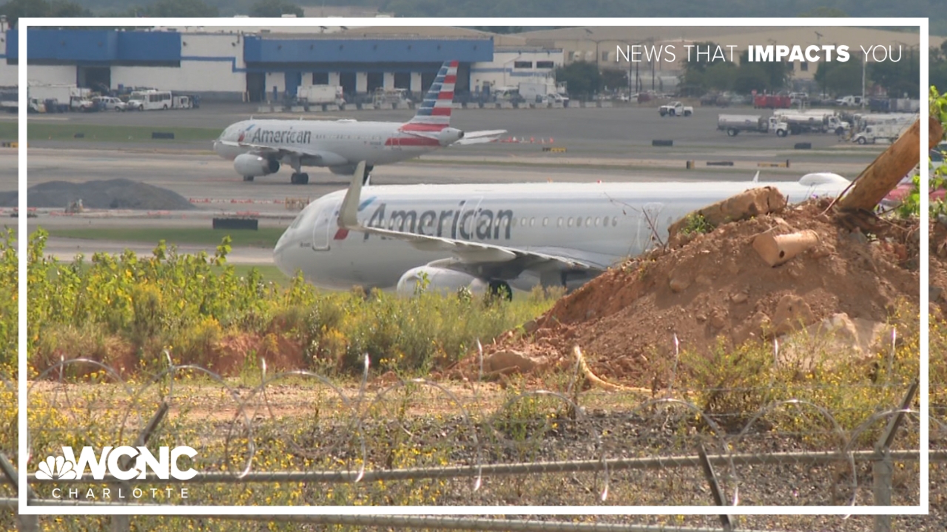Stowaway found dead in American Airlines plane gear(01)