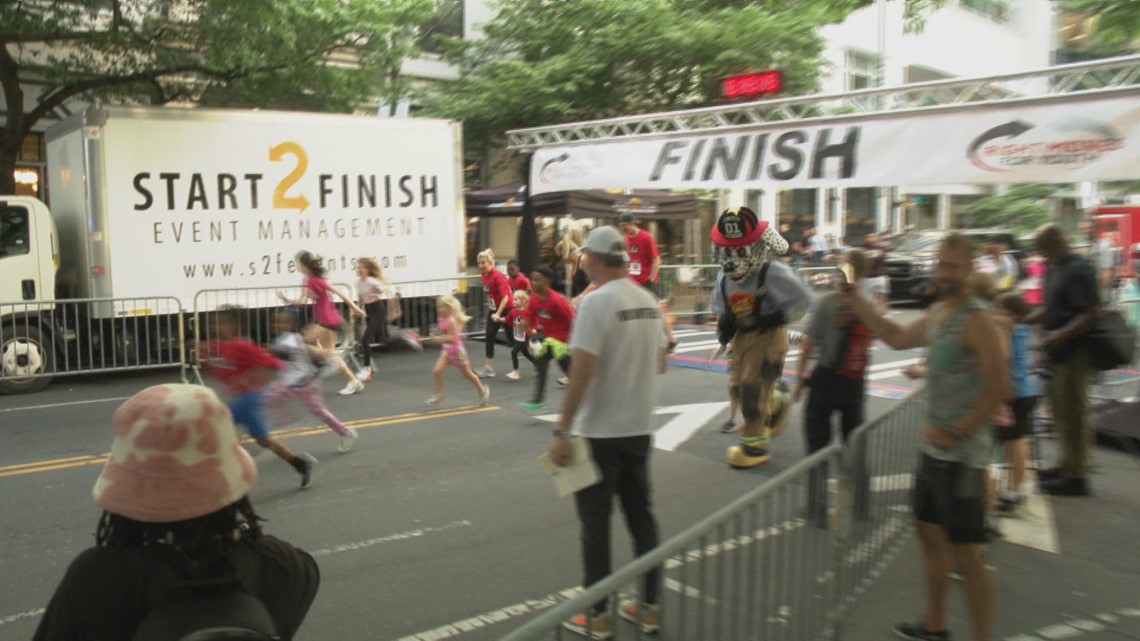 Right Moves for Youth Twilight 5K returns to Uptown Charlotte - Vimarsana News