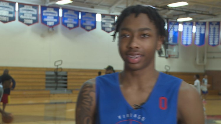 North Meck's Isaiah Evans helps lead Vikings to playoff win