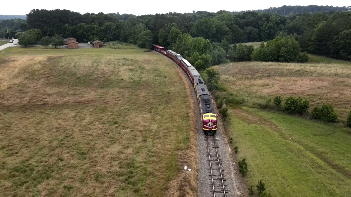 Aberdeen Carolina & Western Railroad's NoDa Express | Wcnc.com