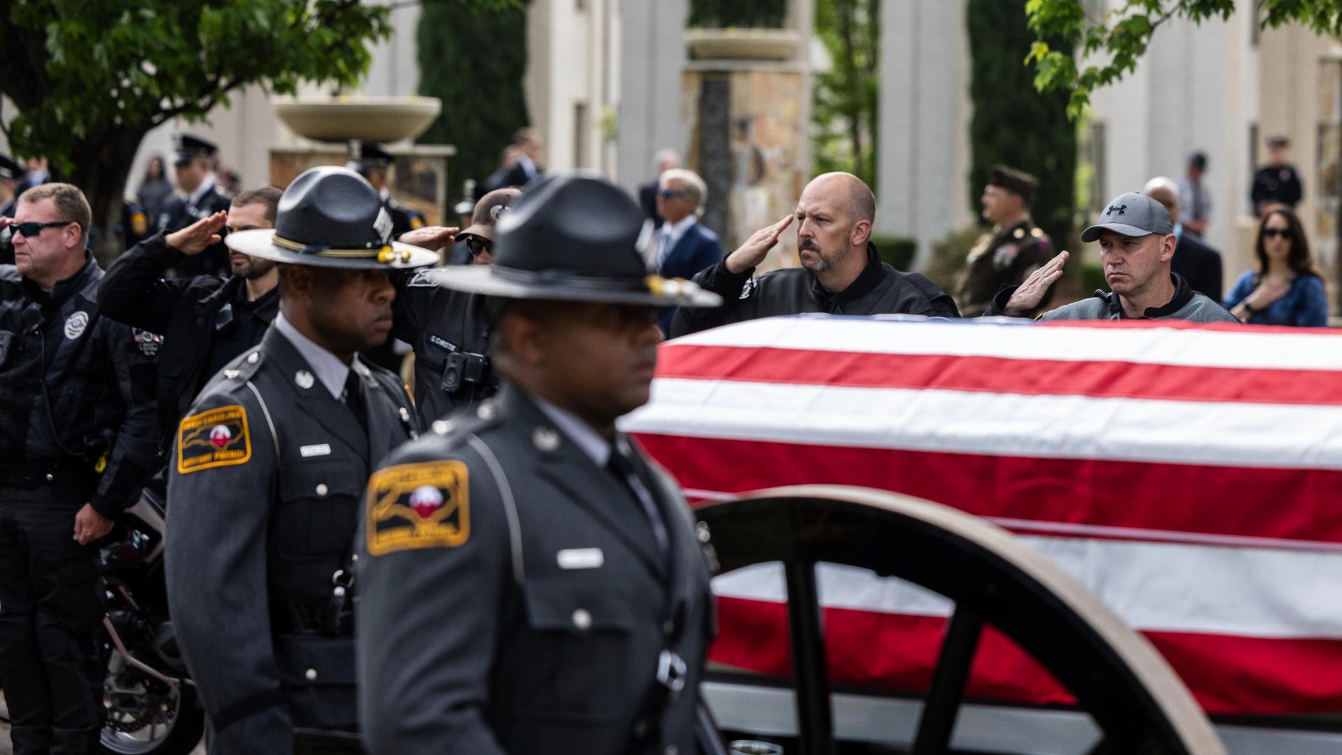 Charlotte To Say Goodbye To Fallen Cmpd Officer Joshua Eyer 7566