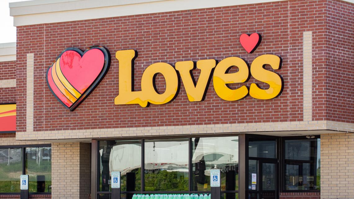 Man airlifted after reported shooting, kidnapping attempt at Love's truck stop in Newton