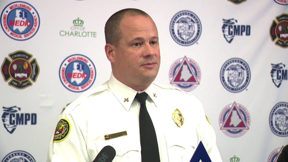 'Please stay off the roads': Charlotte officials urge residents to stay home during ice storm