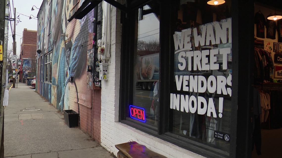 Citywide street vendor regulations advance in Charlotte City Council