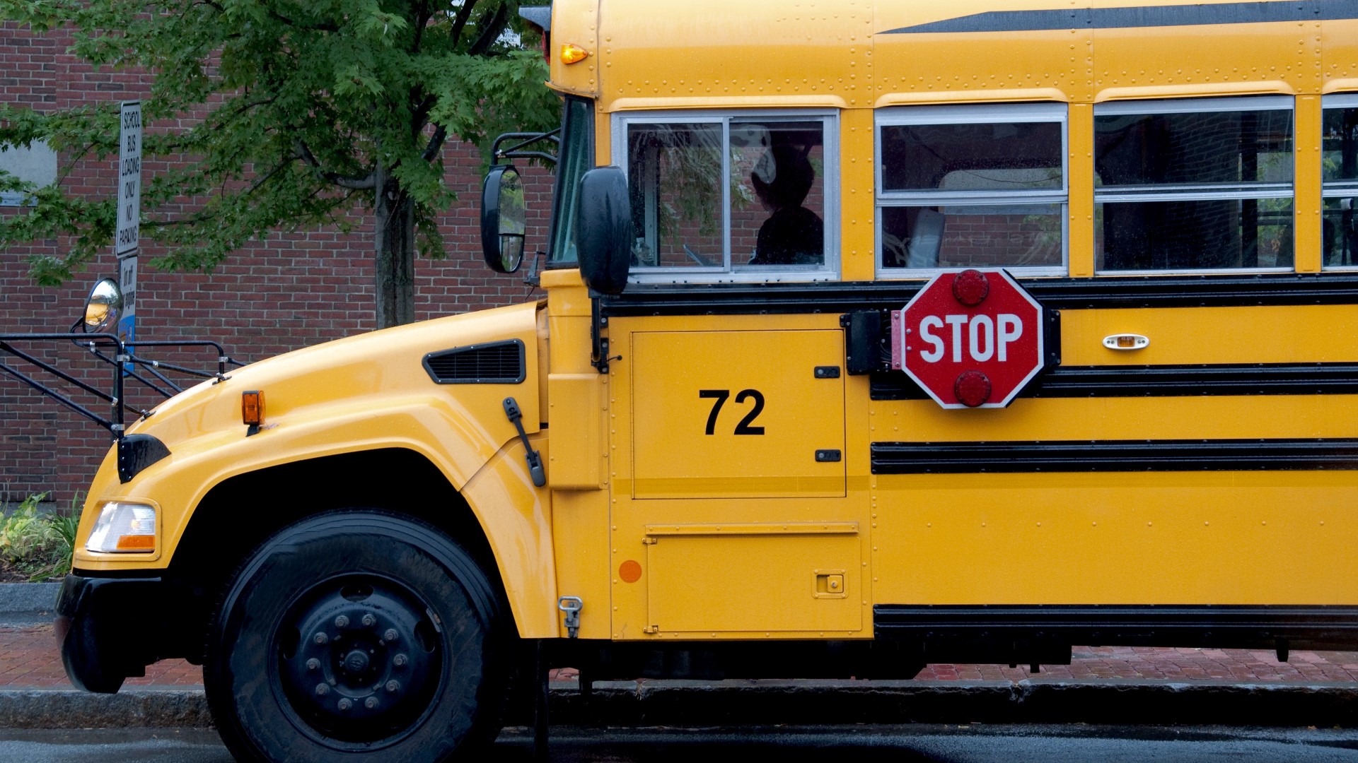 Starting in November, Charlotte-Mecklenburg Schools bus drivers will get a pay raise. Here's how it compares to other districts in the Carolinas.