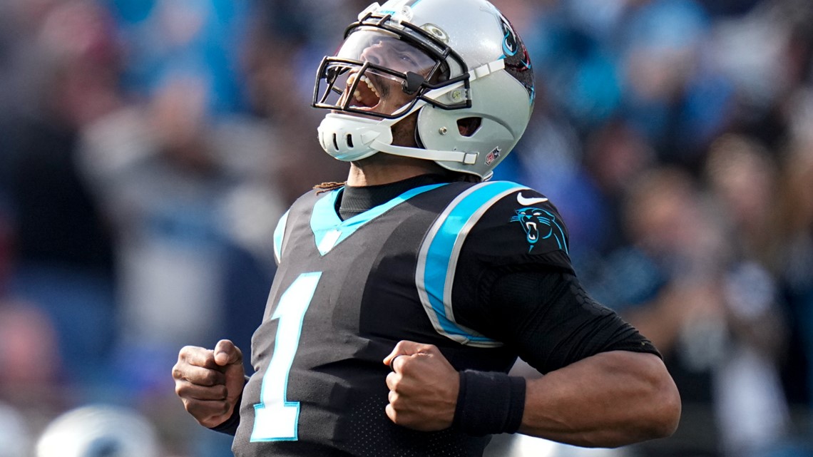 Super Bowl 50: Panthers QB Cam Newton Gives Touchdown Balls to Kids