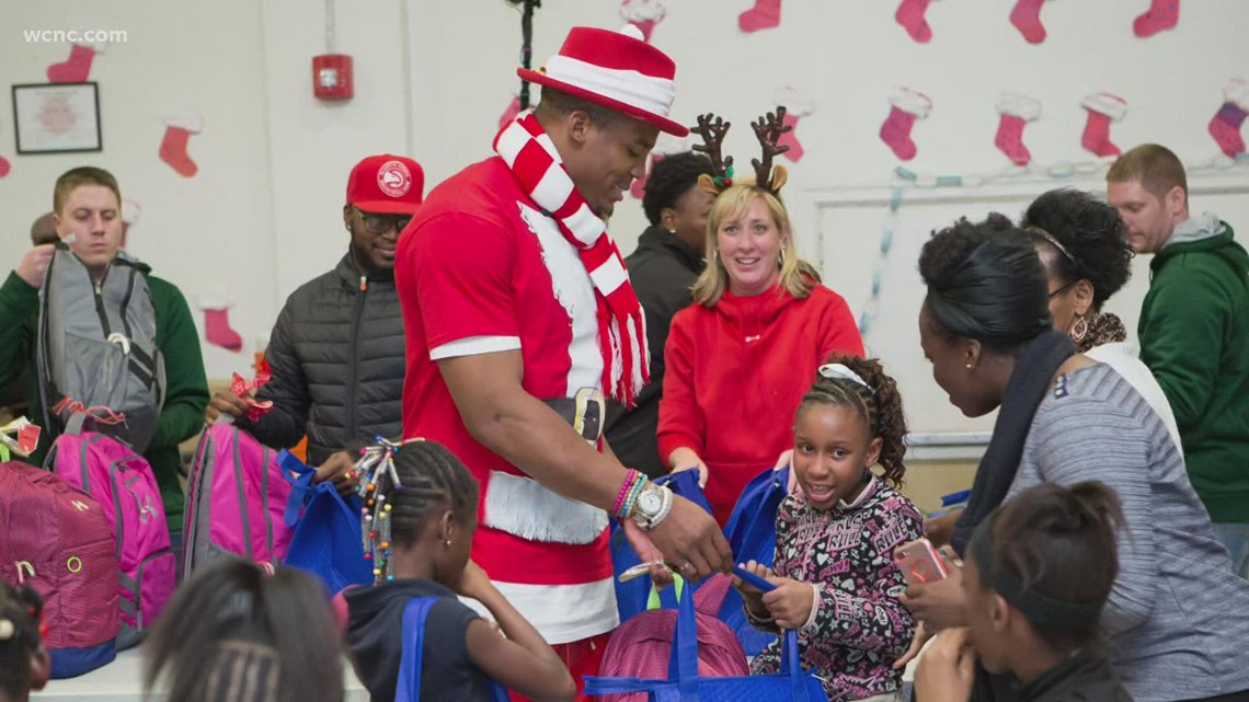 Cam Newton running out to Panthers' crowd will warm your heart