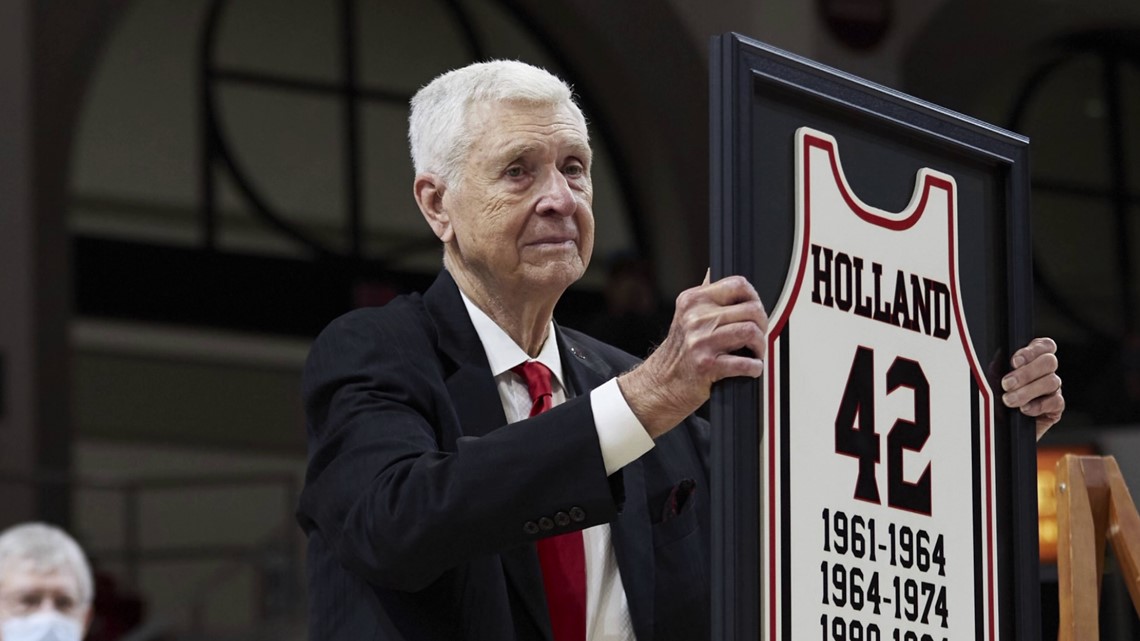 Terry Holland, who transformed Virginia basketball, dies at 80