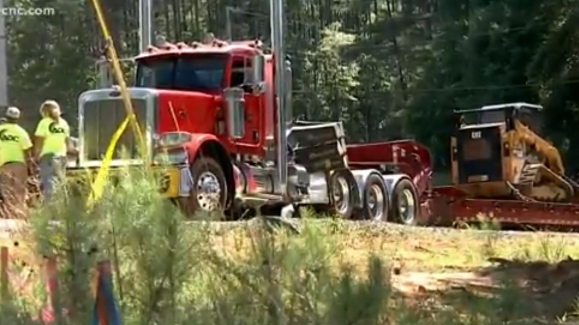 Man Killed After Tractor-trailer Rolls Down Incline And Runs Him Over ...