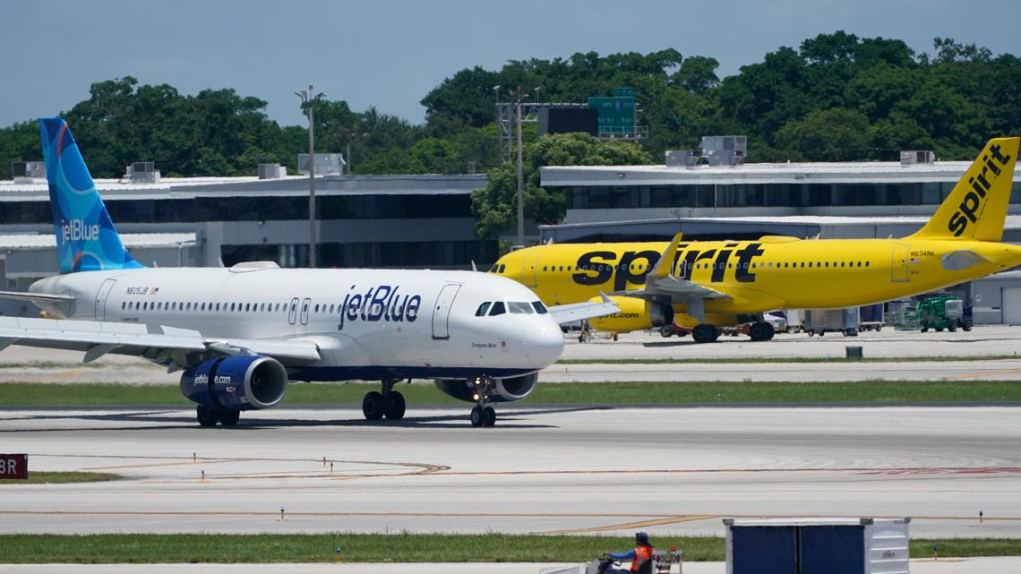 JetBlue resumes operations at Charlotte Douglas, offers $99 'rescue fares' to stranded Spirit customers