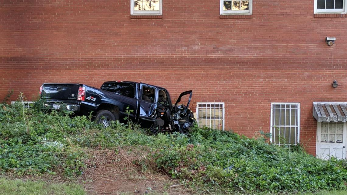 Truck crashes into church | Charlotte, North Carolina news – WCNC.com