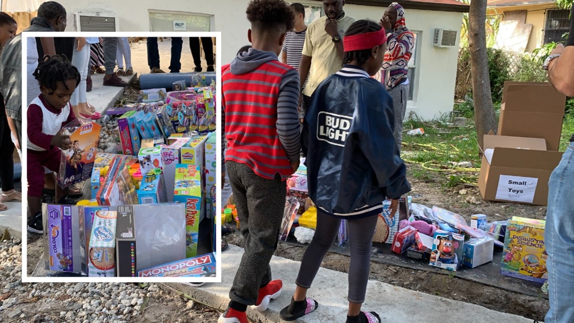 Underprivileged kids shop with Carolina Panthers