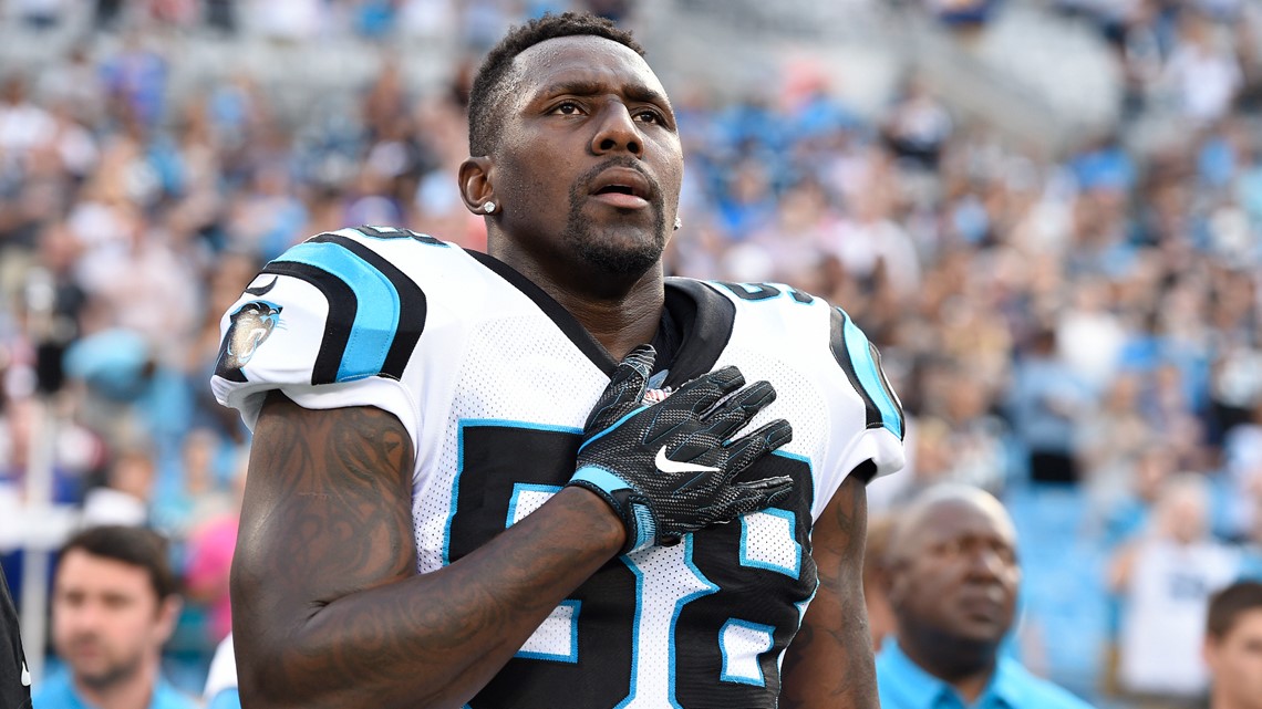 Panthers' Thomas Davis takes Greenville kids back-to-school shopping