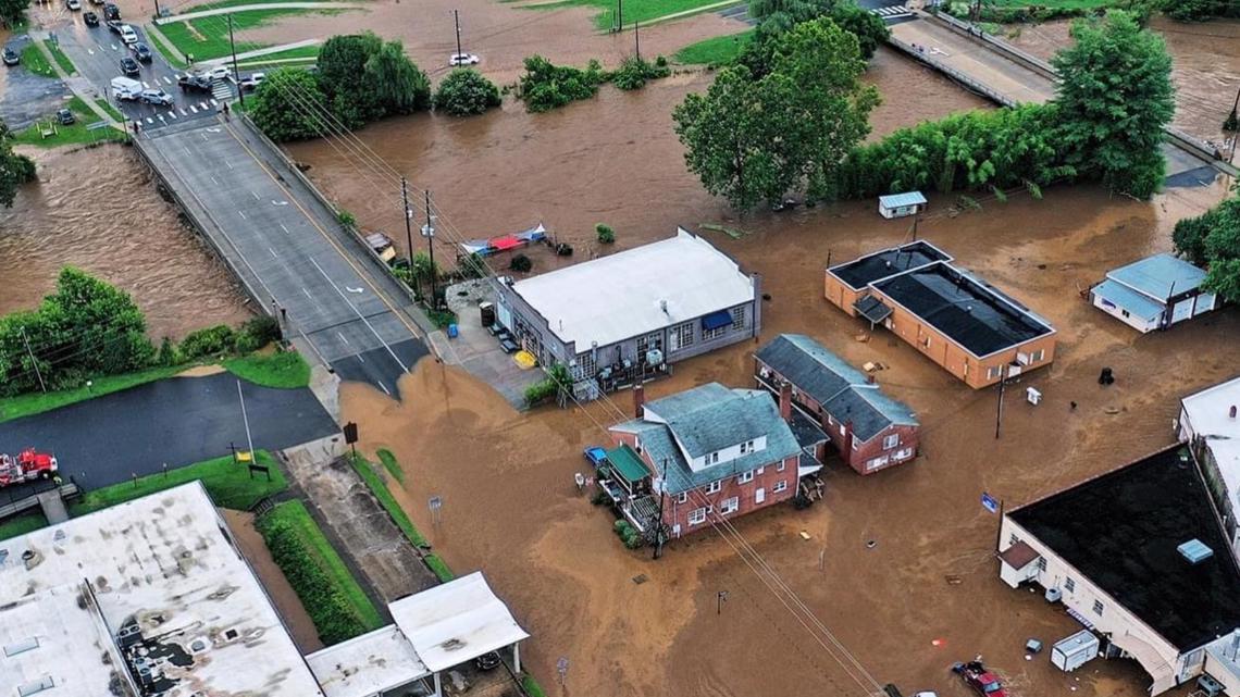 At least 2 dead, 20+ missing in Haywood County flooding