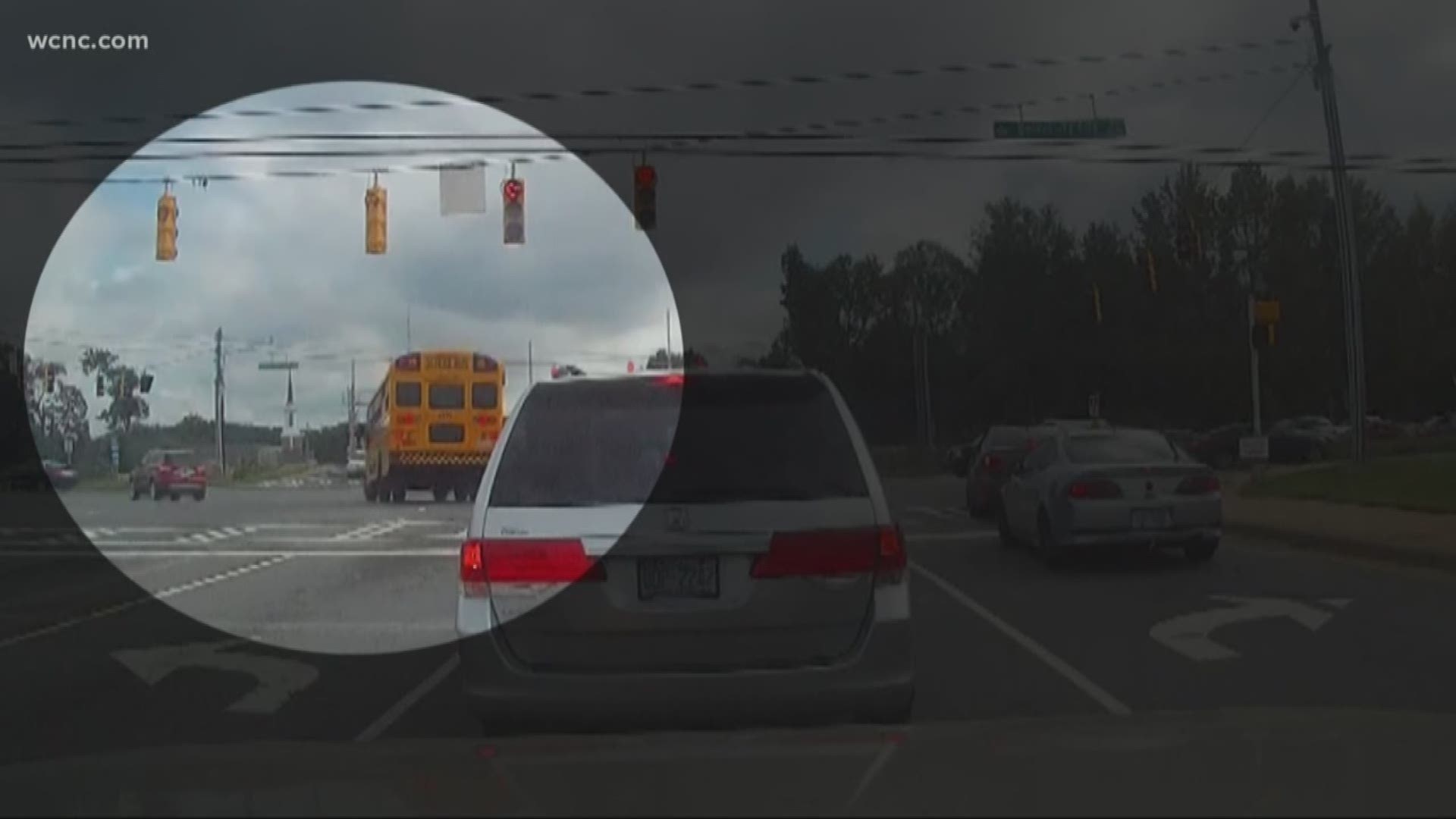 An engineer says short yellow lights are not only common but also setting drivers up to fail.