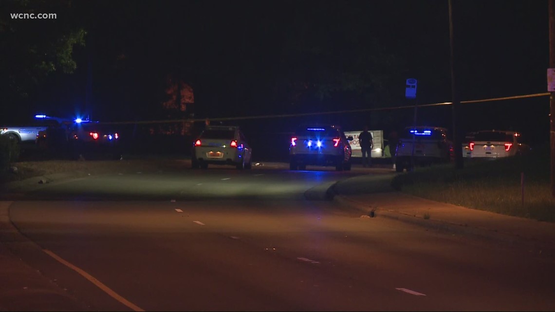 CMPD investigating fatal crash in Hickory Grove | wcnc.com