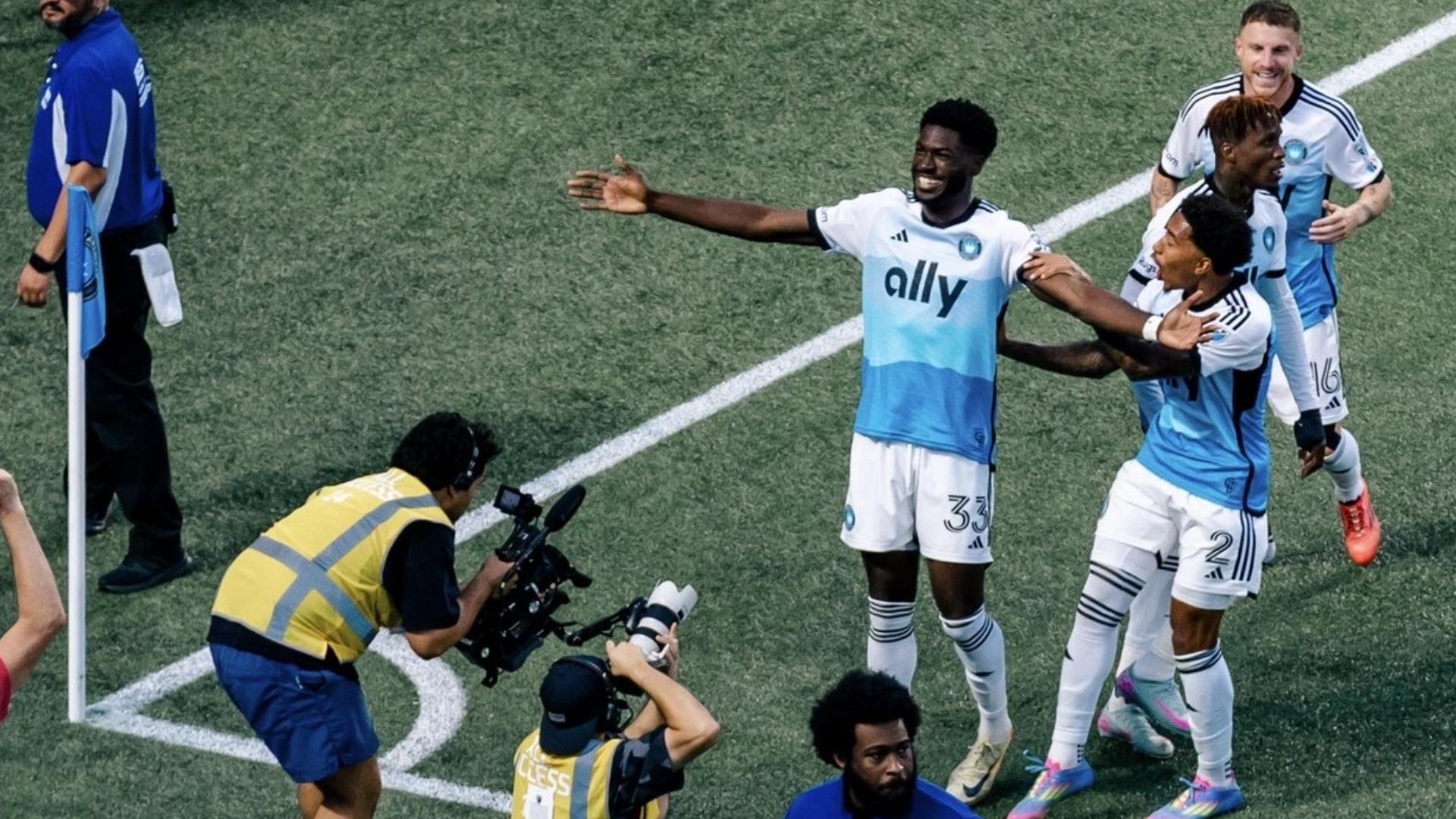 Charlotte FC scores 3-2 win at home against Columbus | Soccer | wcnc.com