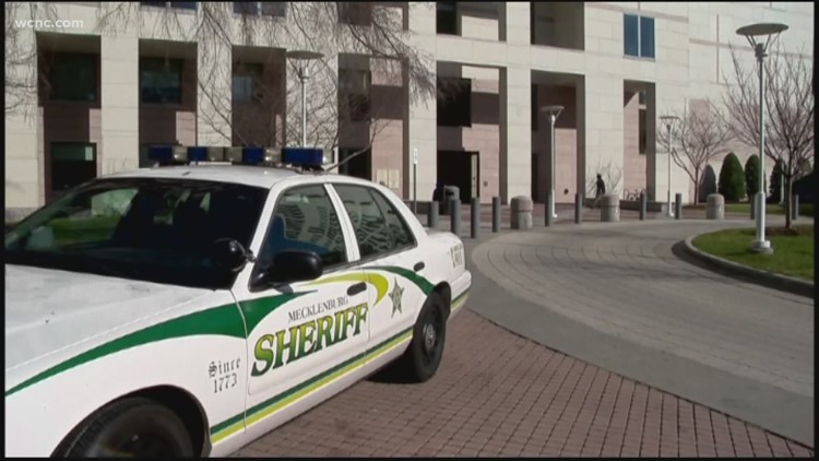 Meck sheriff changes traffic stop policy