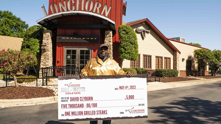 I Worked At Longhorn Steakhouse. Here's What I Learned About It