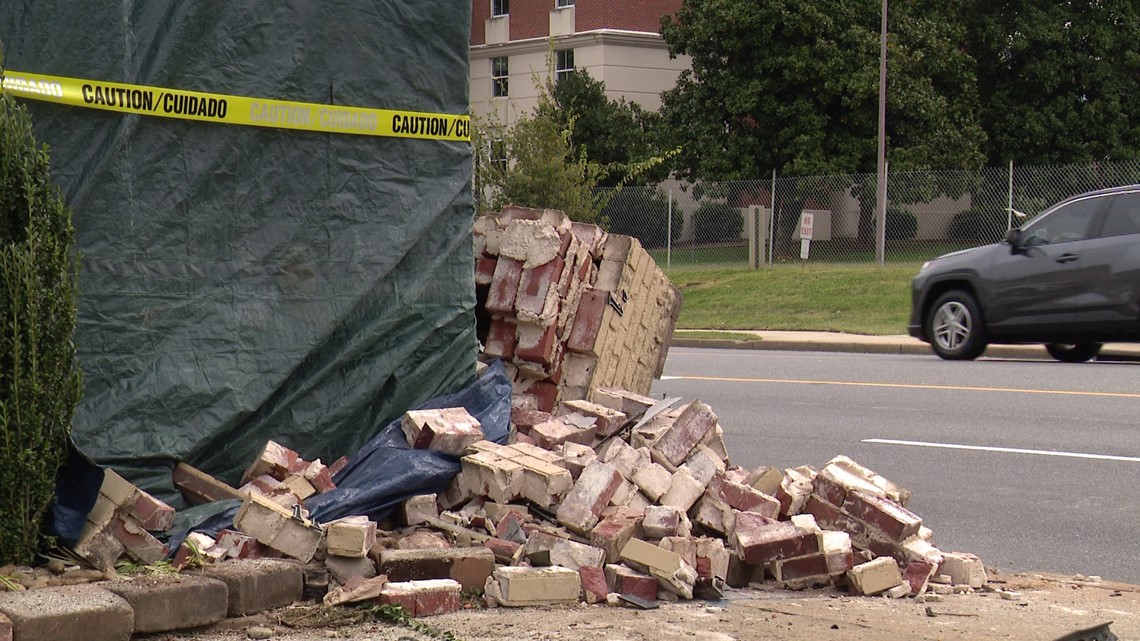 4 Hurt When SUV Crashes Into Rock Hill Restaurant | Wcnc.com