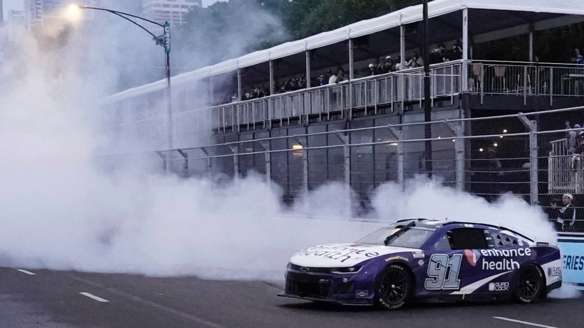 Shane Van Gisbergen wins NASCAR street course race in Chicago | wcnc.com