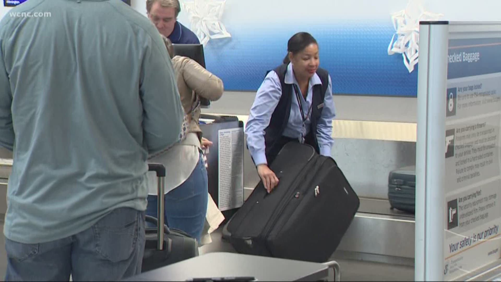 Airlines make record profits in baggage fees