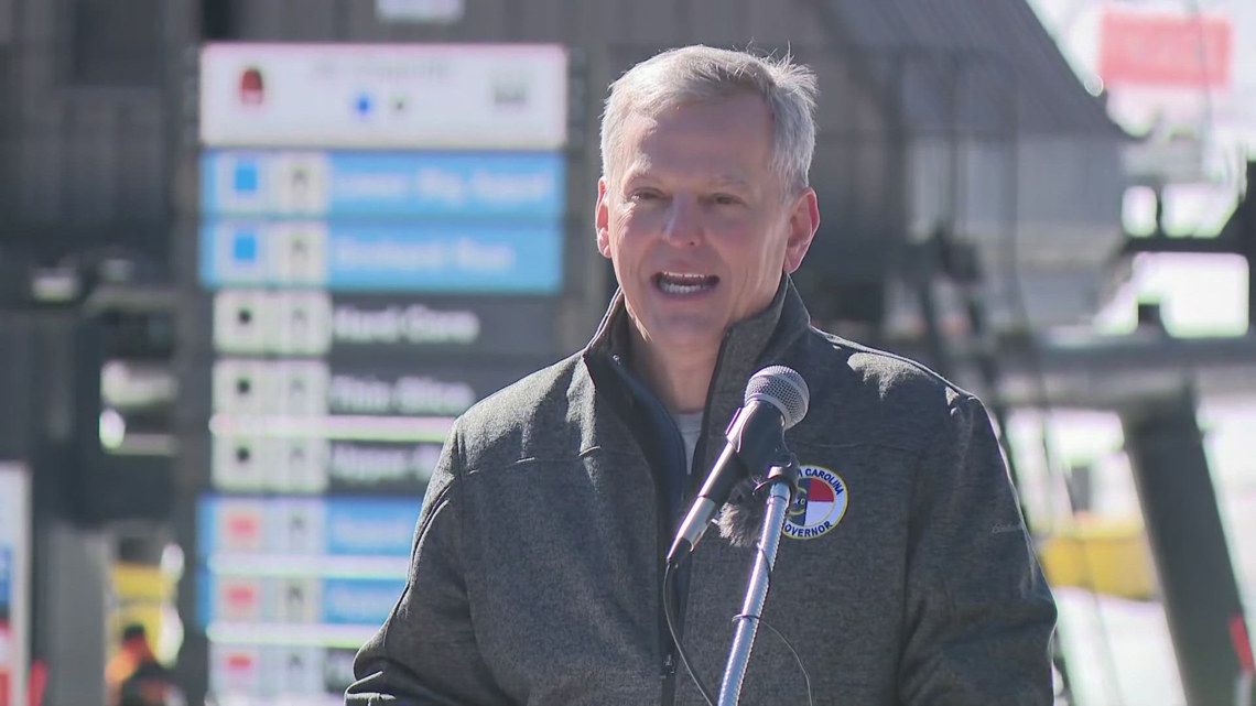 Gov. Stein celebrates North Carolina skiing industry during Blowing Rock visit