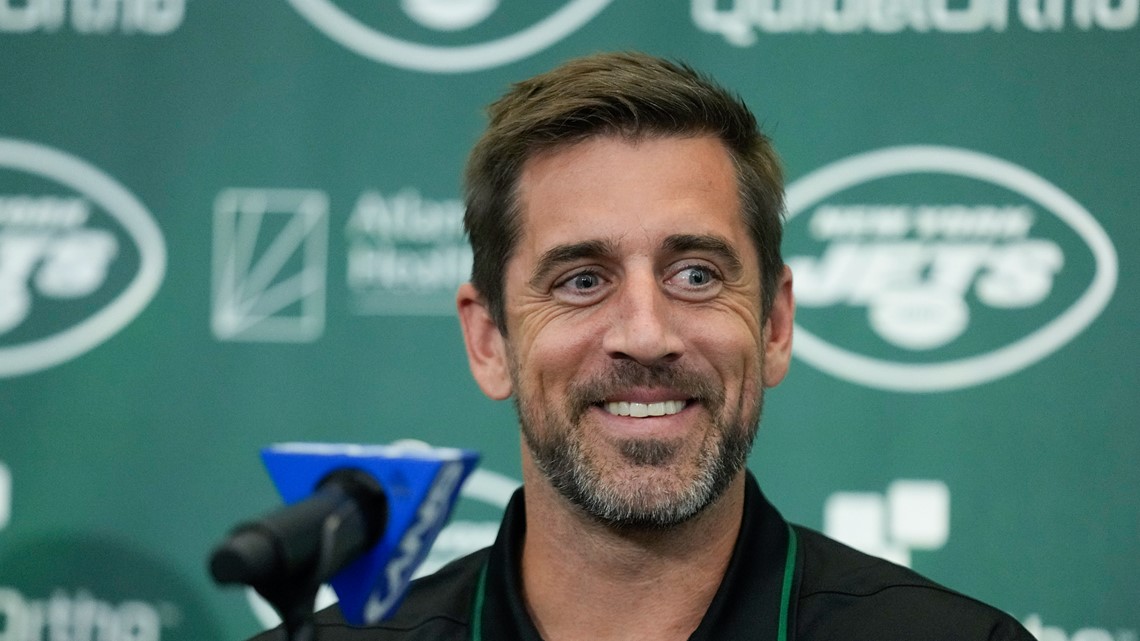 Jets practices vs. Panthers next test for Aaron Rodgers, team