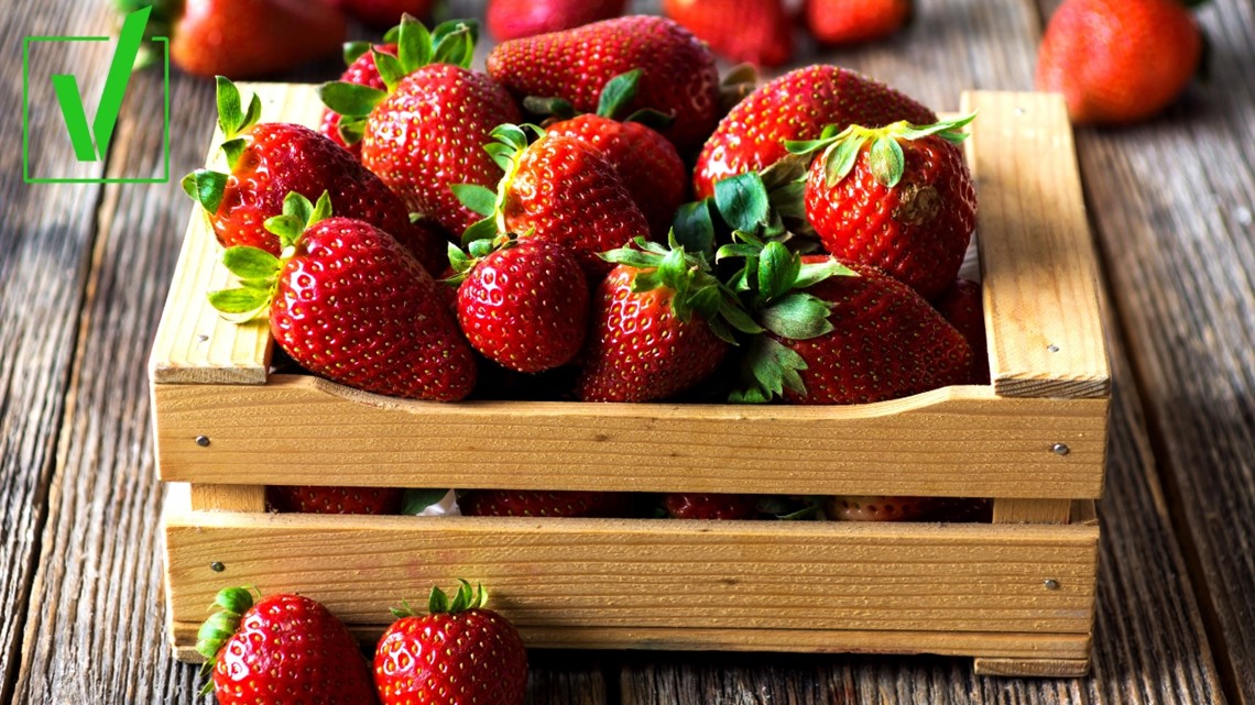 Do you need to wash strawberries with vinegar and baking soda?