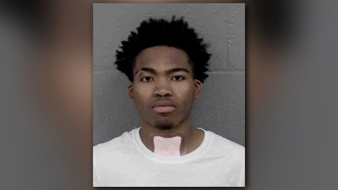 Charlotte murder suspect allowed to stay out of jail