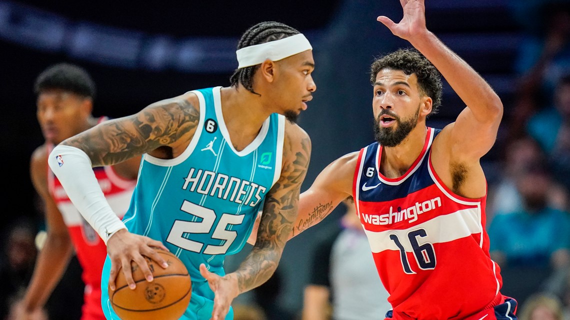 Kelly Oubre Jr. Drops 30 in Wizards Win! 