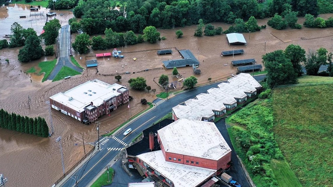At least 2 dead, 20+ missing in Haywood County flooding