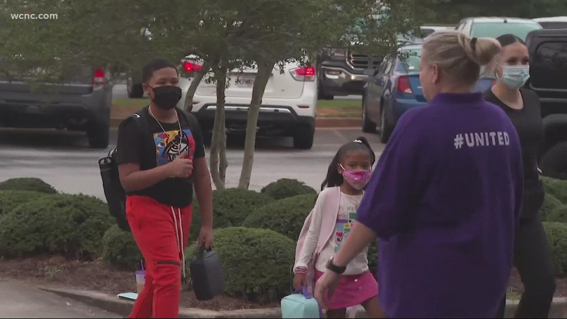 Governor Cooper is asking North Carolina school leaders to require face masks ahead fo the new school year.