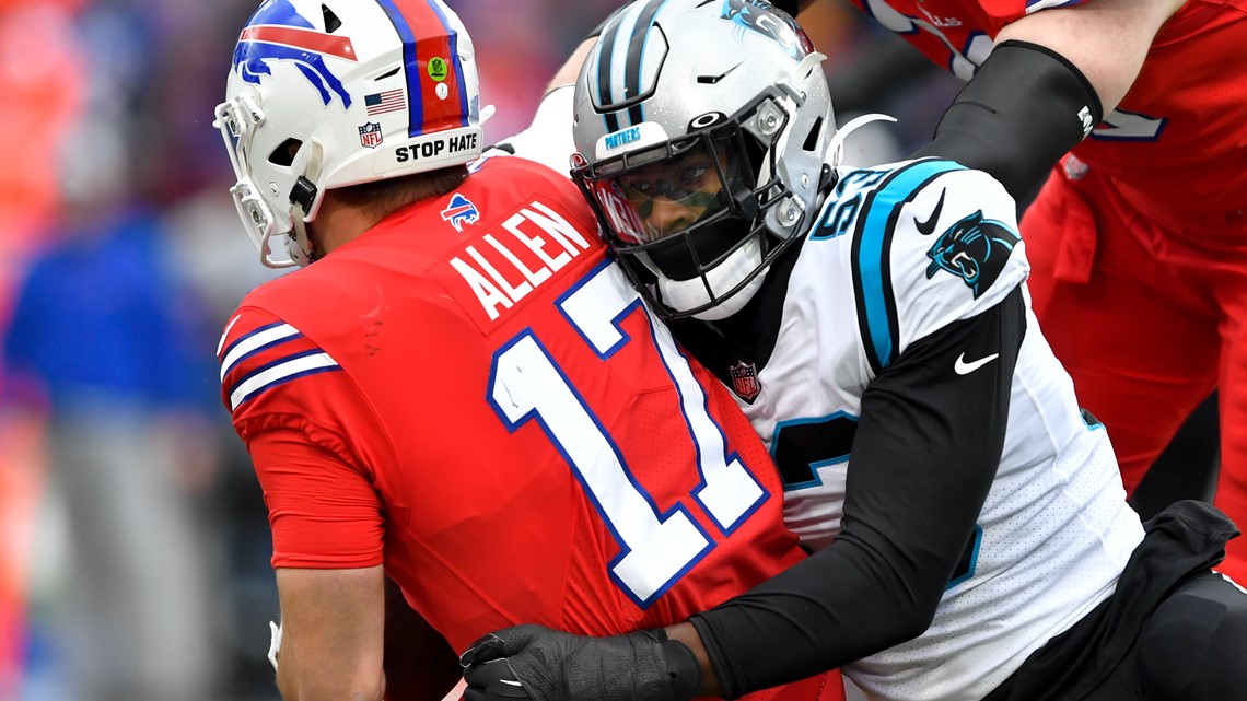 Carolina Panthers defensive end Brian Burns named Pro Bowl starter