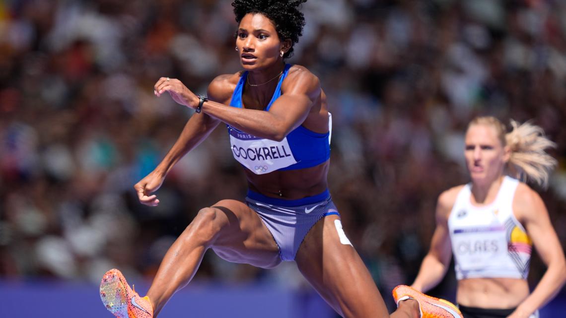 Charlotte's Anna Cockrell competes in women's 400m semifinals | wcnc.com