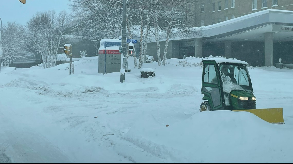 77 inches of snow near Buffalo sets New York state record