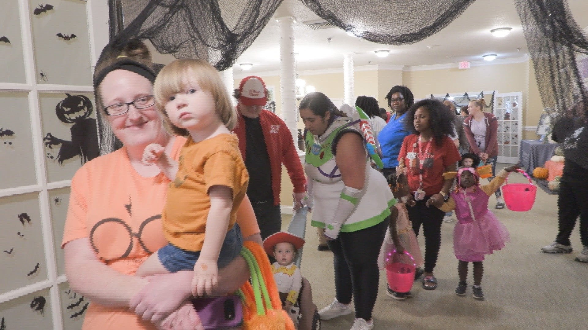 Salisbury nursing home hosts trickortreat event