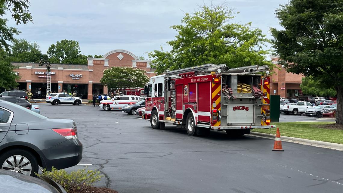 Charlotte firefighters battle business fire on South Tryon Street ...