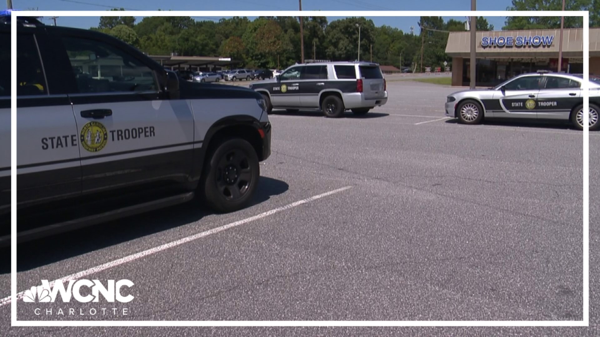 A Friday evening police chase in Hickory that killed a mother and her son has renewed questions about when police officers should and should not chase vehicles.